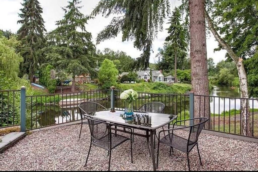 Bothell River House Ngoại thất bức ảnh